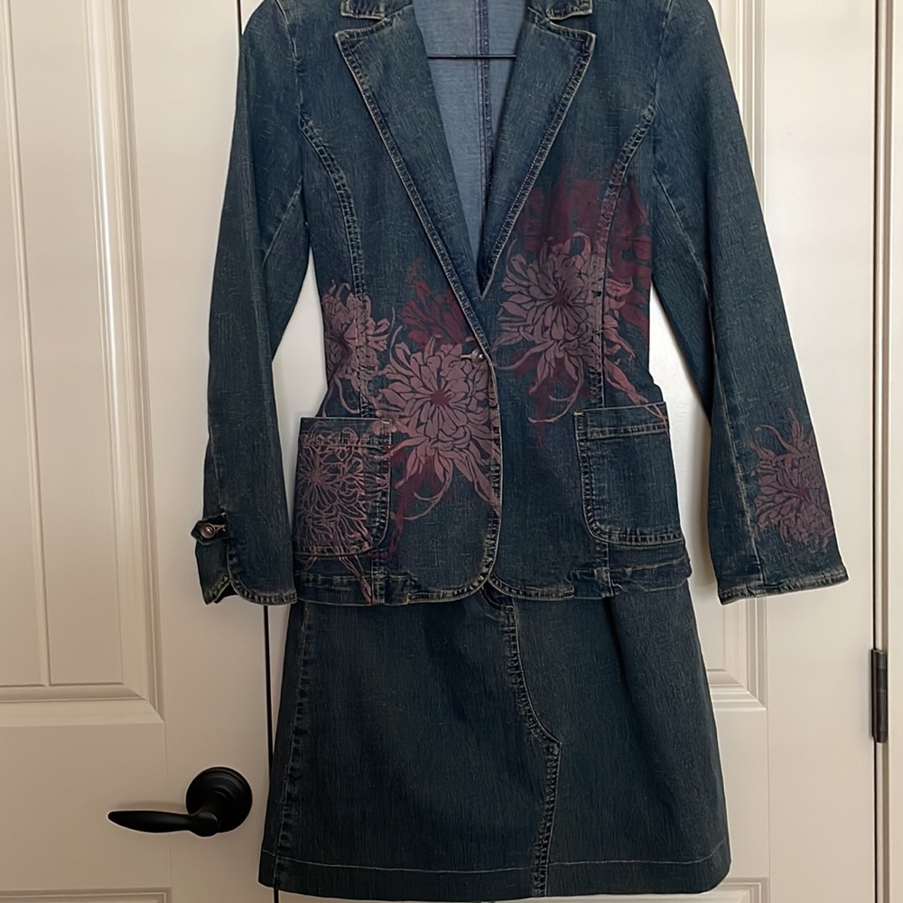 Wallis Women’s Denim Skirt Suit